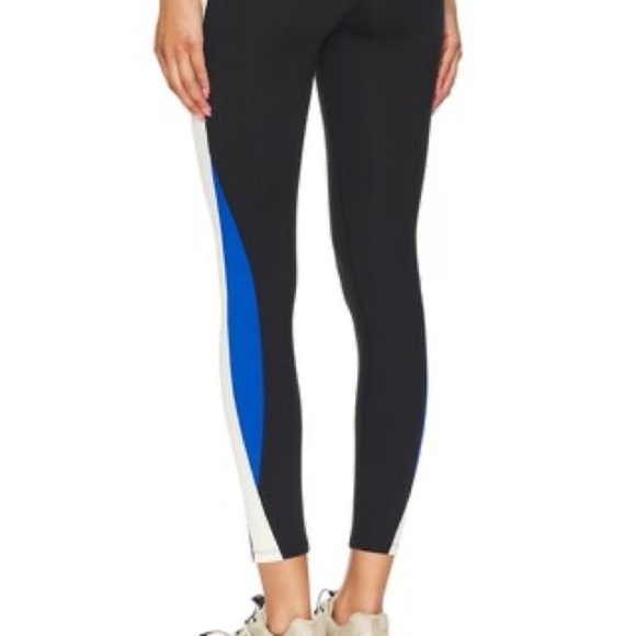 P.E. Nation Day One Legging in Black - Picture 7 of 11